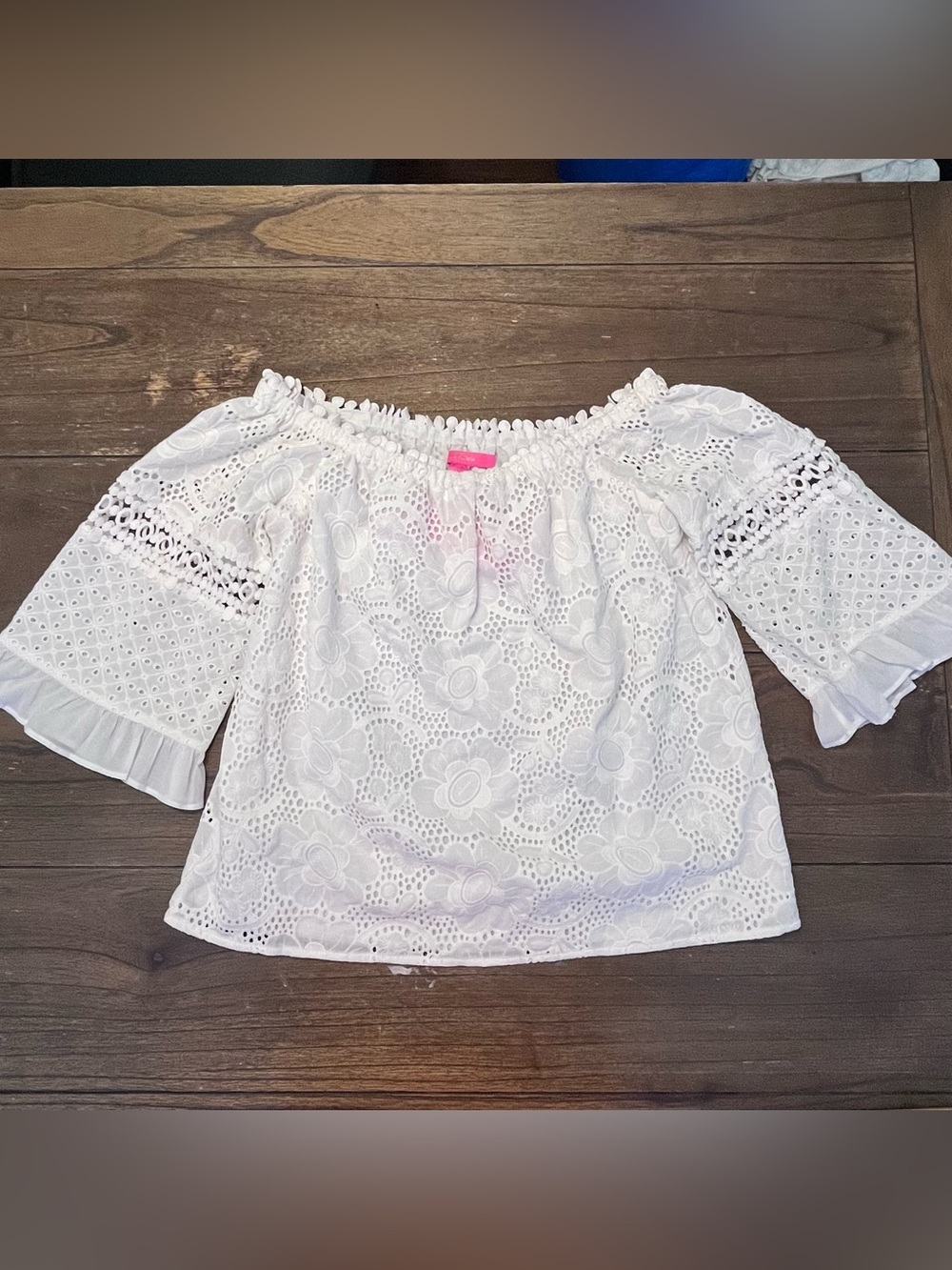 NWT Lily Pulitzer Laurenne White Eyelet Off-Shoulder Women's Top Medium Preppy - Picture 2 of 6